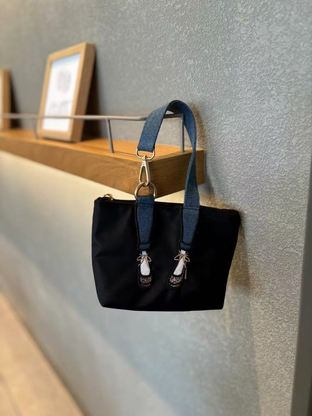 Women Bags With Wallet - กระเป๋าใส่โทรศัพท์แบบมินิ ผ้าไนลอนกันน้ำ ปักลายแฟชั่น สำหรับผู้หญิง ใช้งานได้หลากหลาย แบบลำลอง