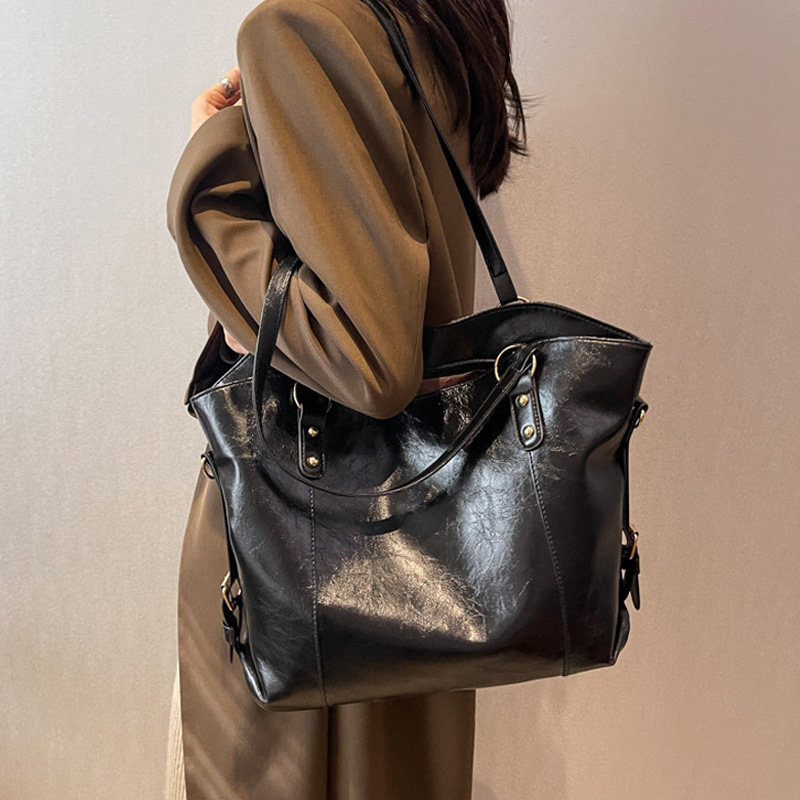 Women Bags Low Price - กระเป๋าสะพายไหล่วินเทจของผู้หญิงความจุมากออกแบบกระเป๋าหนังสะพายพาดลำตัว PU นุ่มกระเป๋าถือหรูอินเทรนด์เดินทางกระเป๋าโท้ท