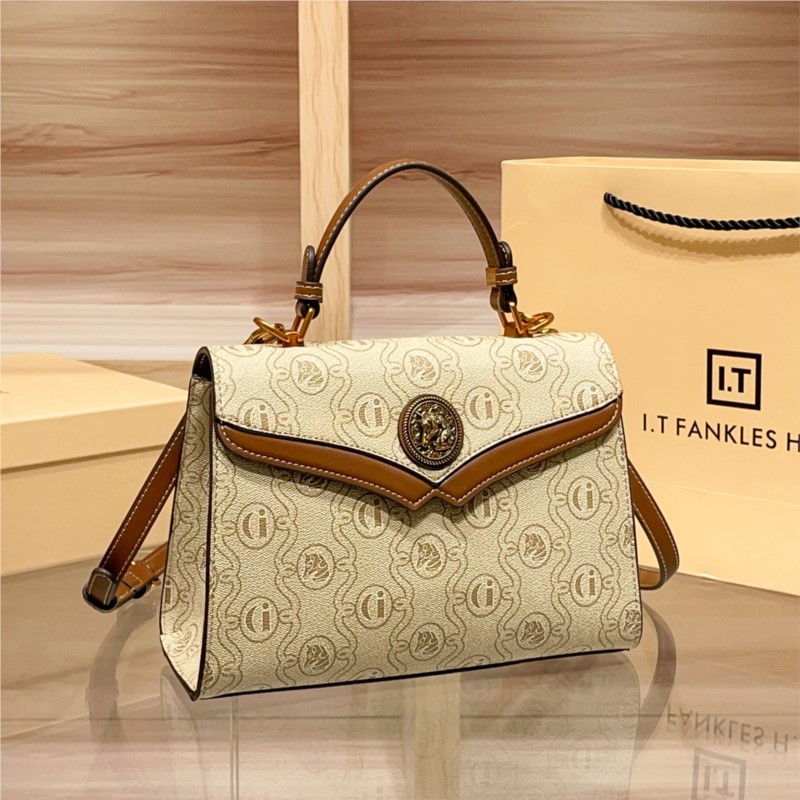 กระเป๋าถือหนังผู้หญิงแบรนด์หรู - Women Bags Premium Brands บทวิจารณ์และราคา