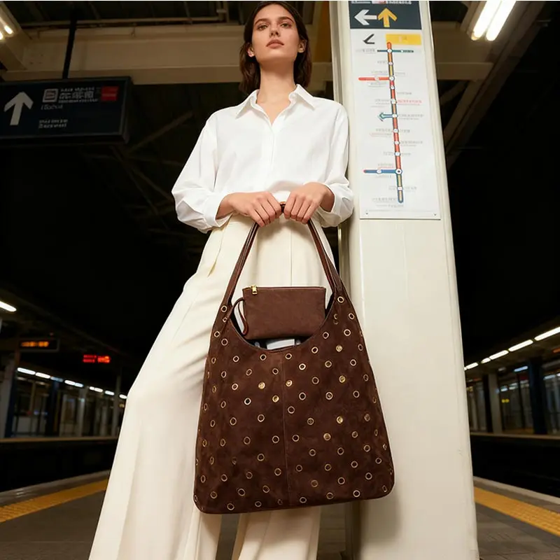 กระเป๋าโท้ทหนังกลับประดับหมุดโ - Women Bags With Wallet บทวิจารณ์และราคา