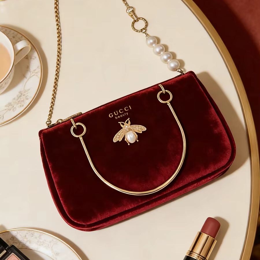 กระเป๋าผู้หญิงของกุชชี่ ขนาดกล - Women Bags Gucci บทวิจารณ์และราคา