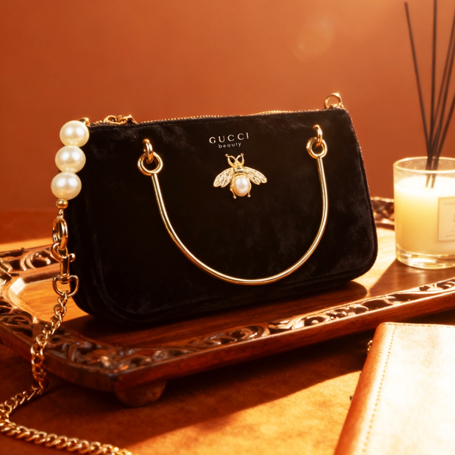 กระเป๋าผู้หญิงของกุชชี่ สีดำ ผ - Women Bags Gucci บทวิจารณ์และราคา